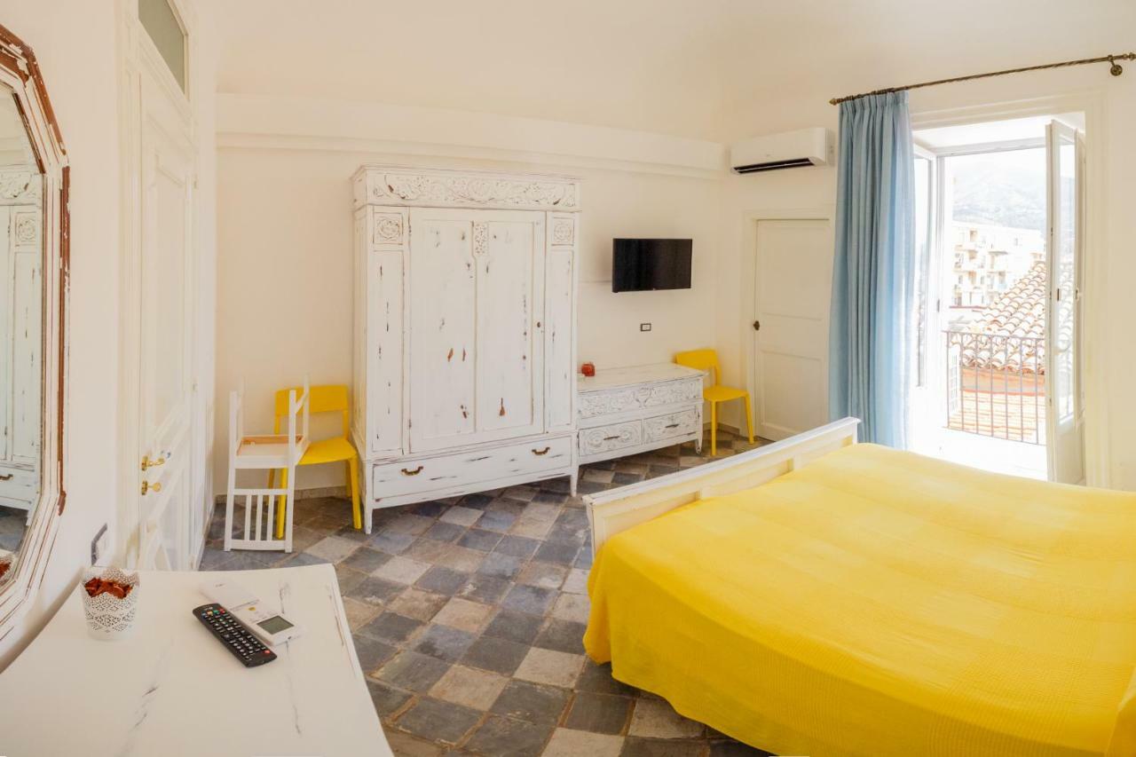 Casa Don Luigi Hotel Cefalù Eksteriør billede